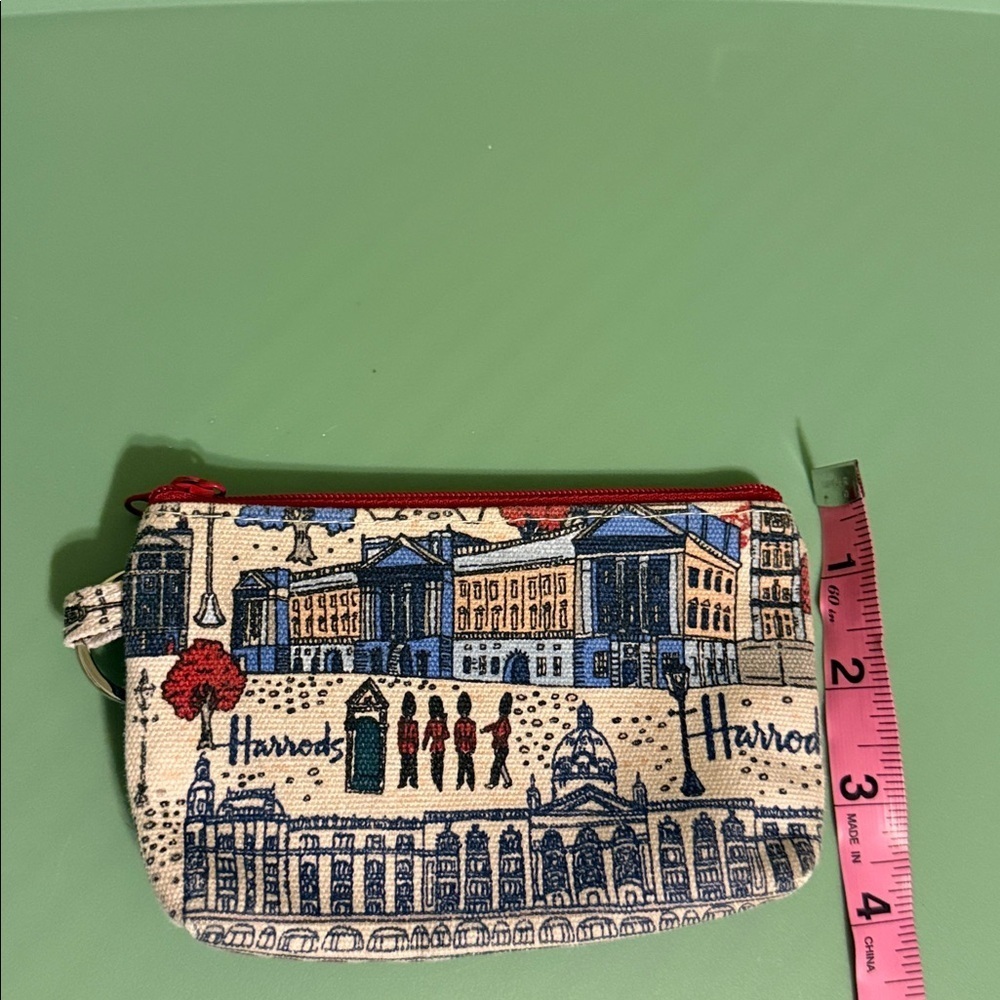 Harrods Blue and Red Cityscape Coin Pouch - Picture 8 of 9